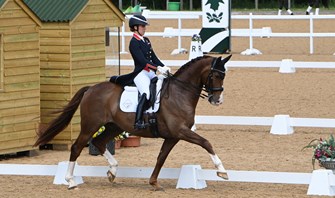 Charlotte Dujardin and Imhotep wow at Wellington