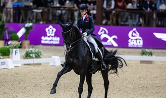 Lottie Fry and Everdale lead the way in Riyadh